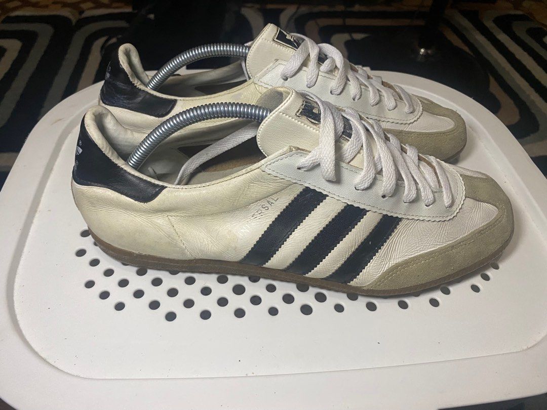 Adidas vintage shoes best sale 10.5