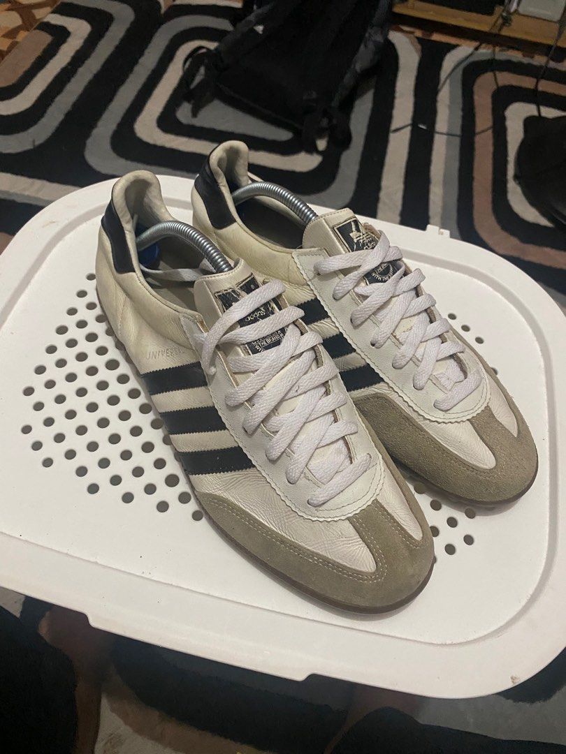 Adidas universal vintage 10.5uk Men s Fashion Footwear Casual