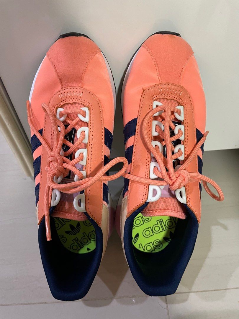 Adidas women shoes SL Andridge, Women's Fashion, Footwear, Sneakers on  Carousell