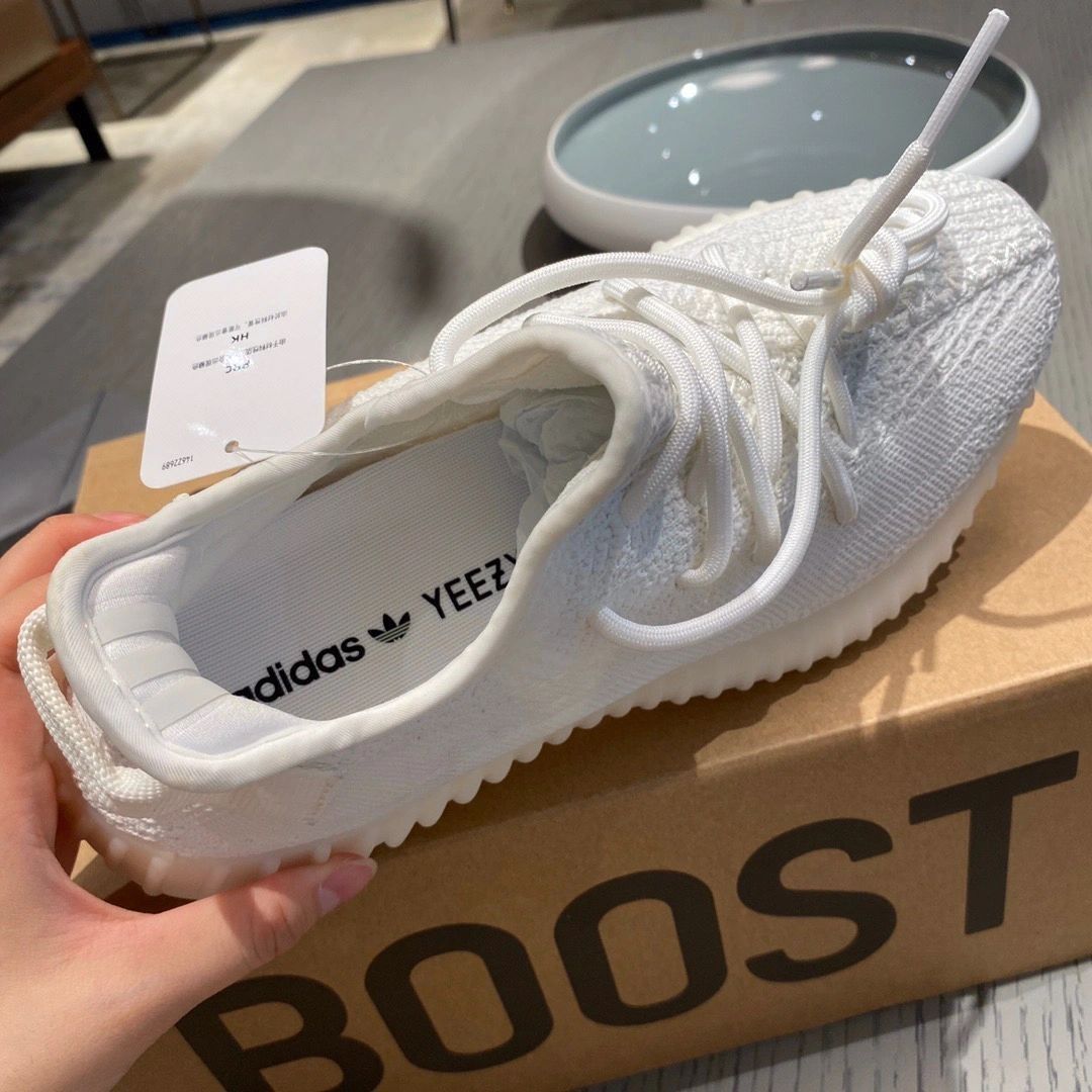Adidas Yeezy 350V2  Bone  White 2.0, Men's Fashion, Footwear, Sneakers on  Carousell