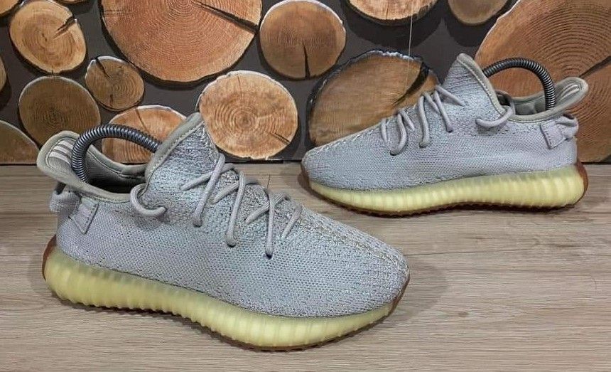 Adidas Yeezy Boost 350 v2 Sesame size 38