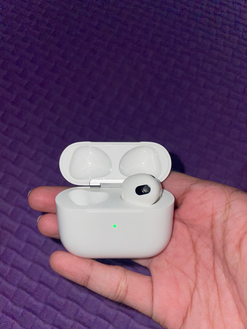 airpods 3 rd gen right side wireless case