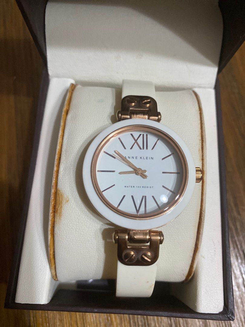 Gold shop bangle watch