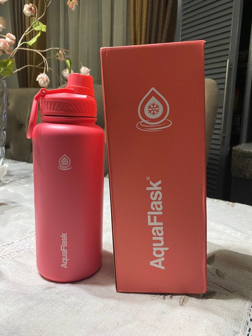 Aquaflask 32oz flamingo color on Carousell