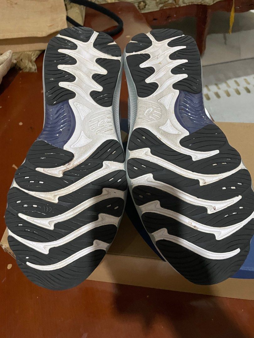 asics gel nimbus platinum