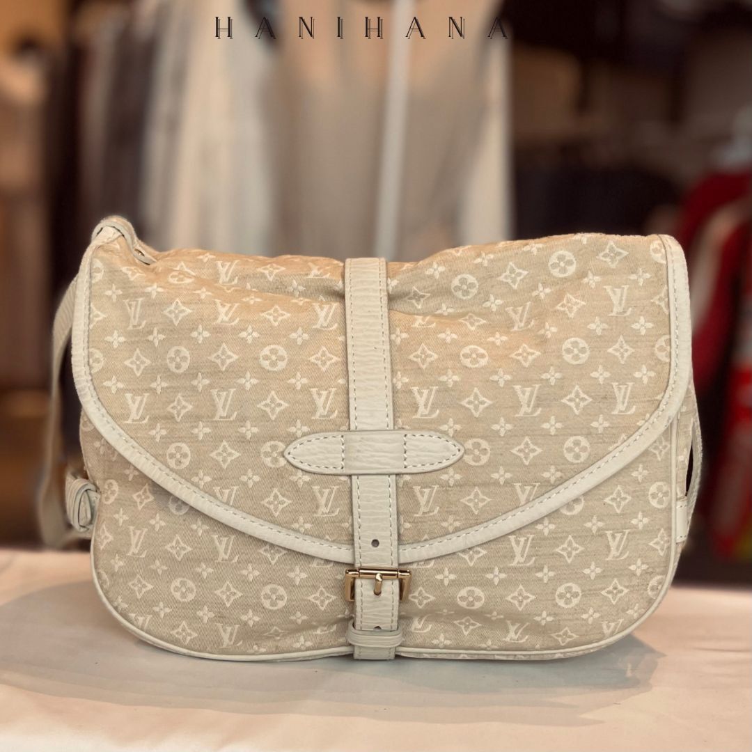 LOUIS VUITTON Saumur BB, Luxury, Bags & Wallets on Carousell