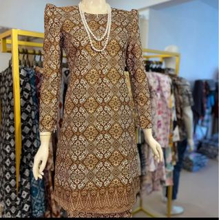 (Category: ) located in . Submitted by mellycloset (Listing ID 1242671261, Image 1). Description: .