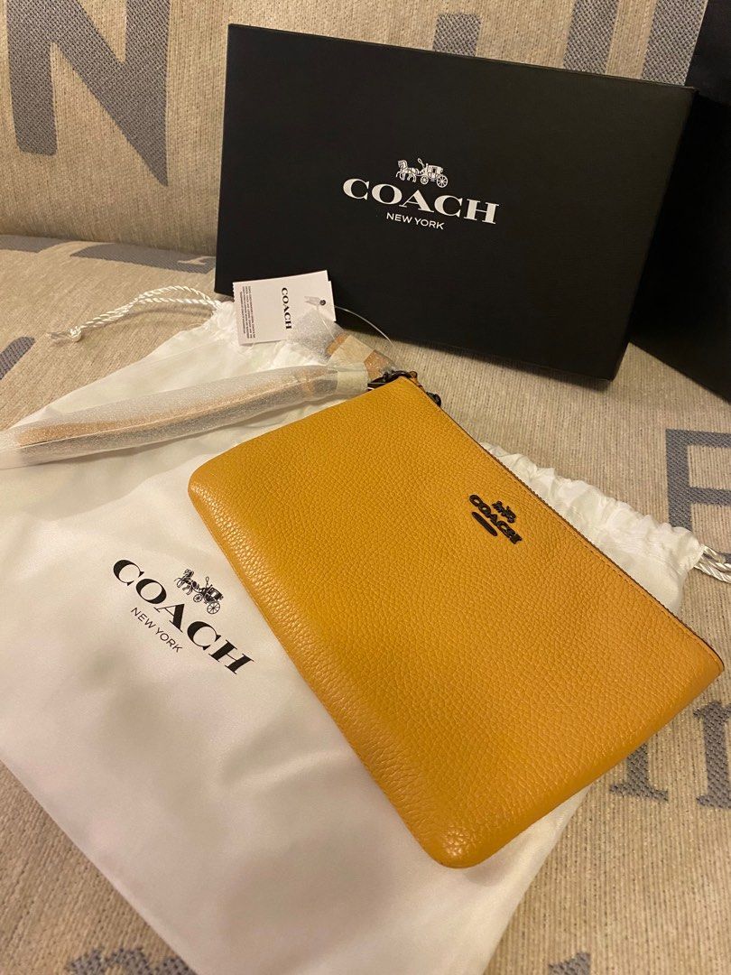 22952 coach sales