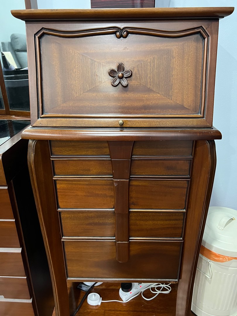 Beautiful Made in Korea Solid Wood jewellery Furniture & Home