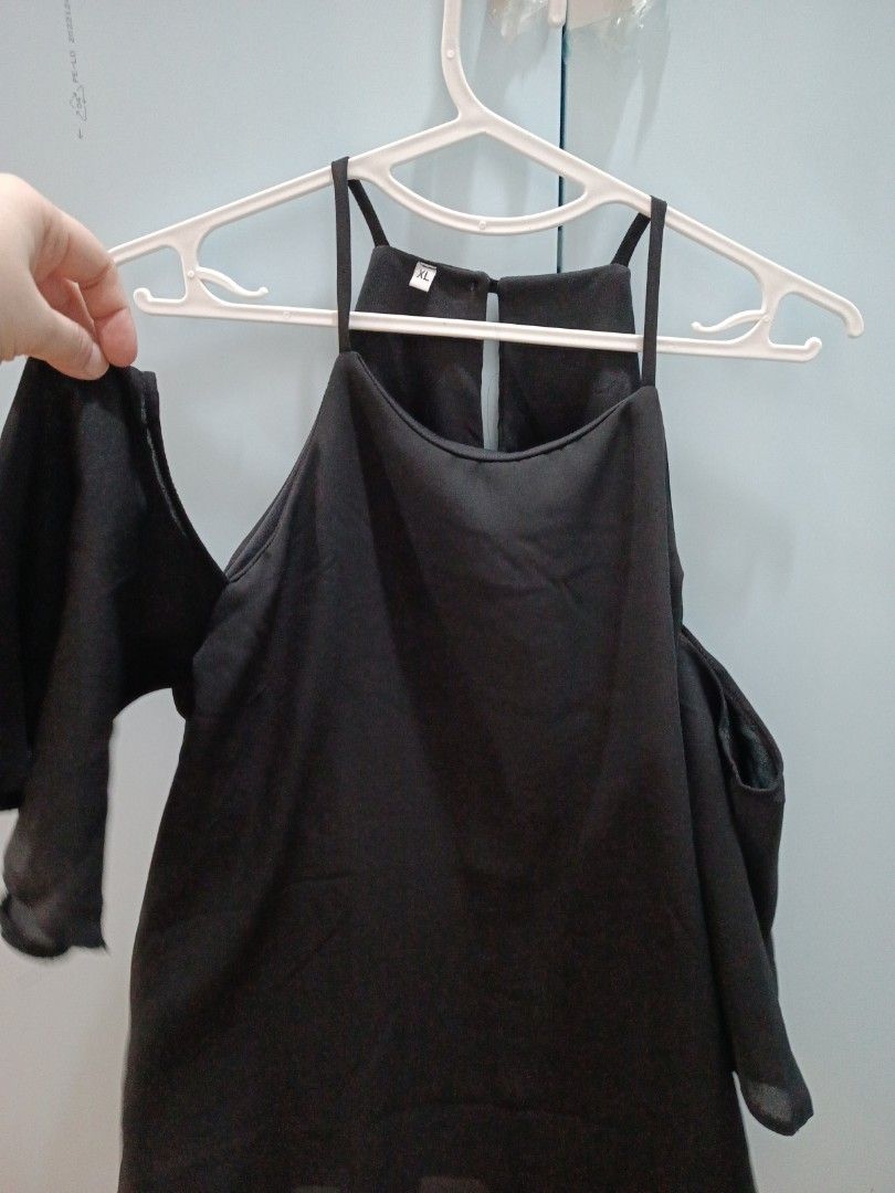Black party top (Category: Blouses) located in Manila. Submitted by unboxing_addict (Listing ID 1242547954, Image 2). Description: black party top bakuna blouse shala tignan sa party sexy since bakuna blouse sya XL.