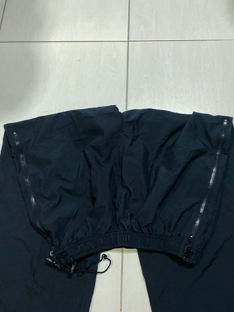 Blue Gym Parachute Pants on Carousell
