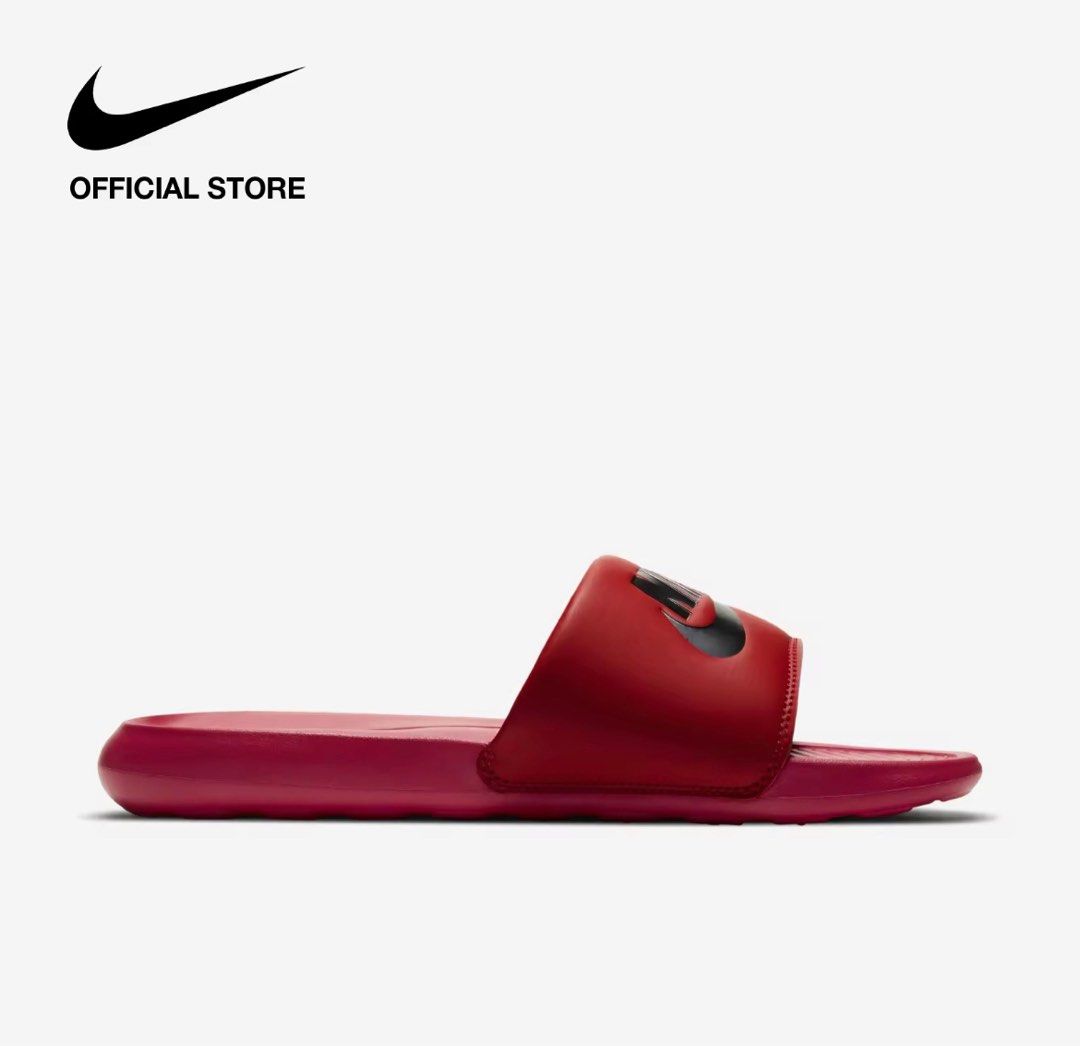 BNIB Nike Men s Victori One Slide University Red Men s