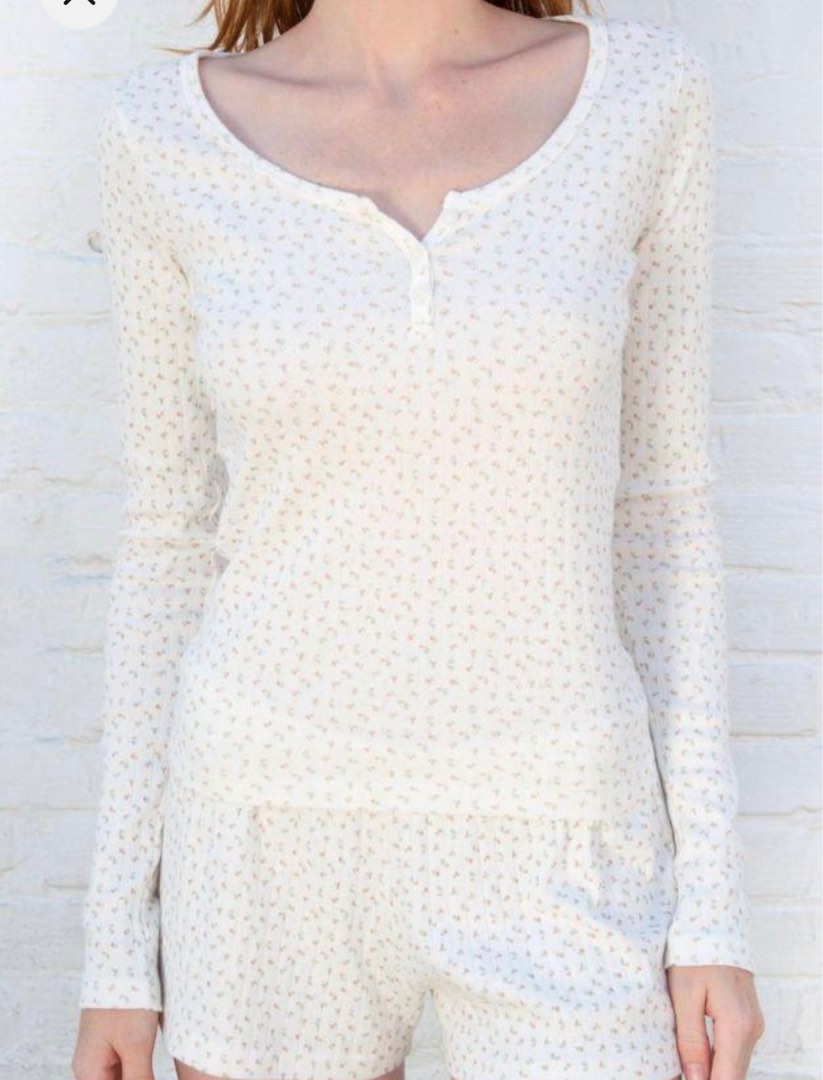 Brandy Melville Floral Long Sleeve Ahern Thermal Top White - $30 - From Mina