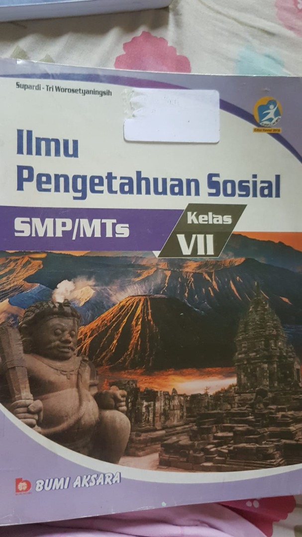 Buku IPS SMP kelas 7 / VII on Carousell