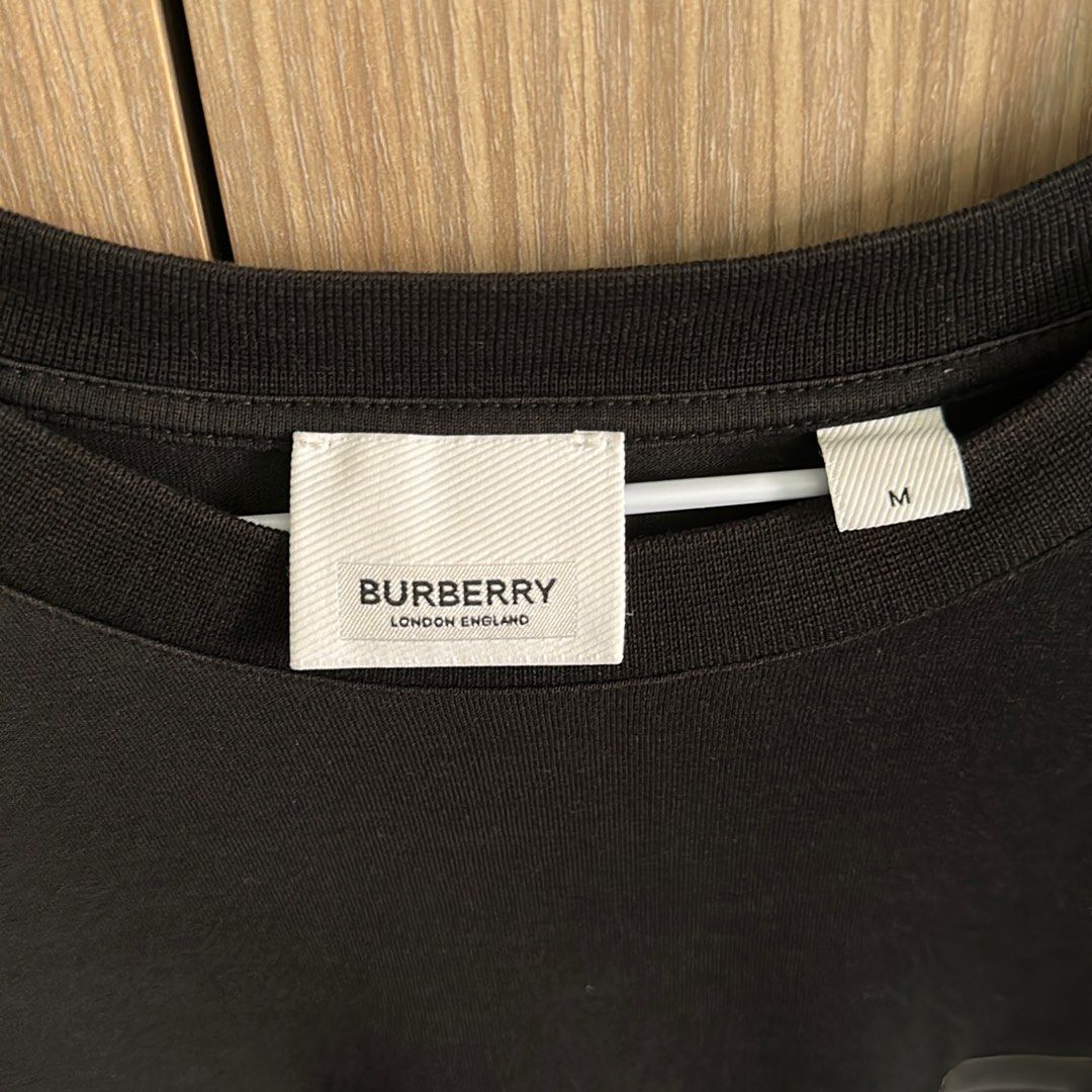 二手正品］Burberry TB 短袖T恤M號, 他的時尚, 上身及套裝, T恤和Polo