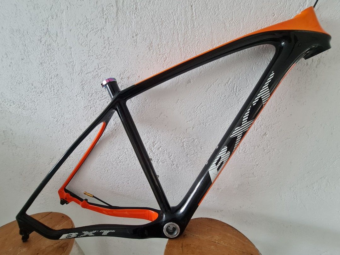 29er mtb Carbon frame 19inch center to center