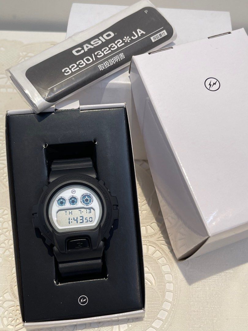 Casio g shock x fragments design, 名牌, 手錶- Carousell