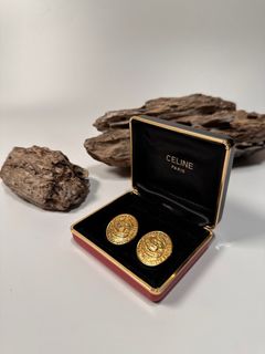 由 konnichiwa_vintage (刊登 ID 1242708656，圖片 1) 提交，位於 的 (類別：)，說明：。