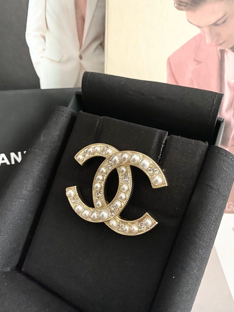 Authentic Second Hand Chanel Crystal CC Brooch PSS59800001  THE FIFTH  COLLECTION