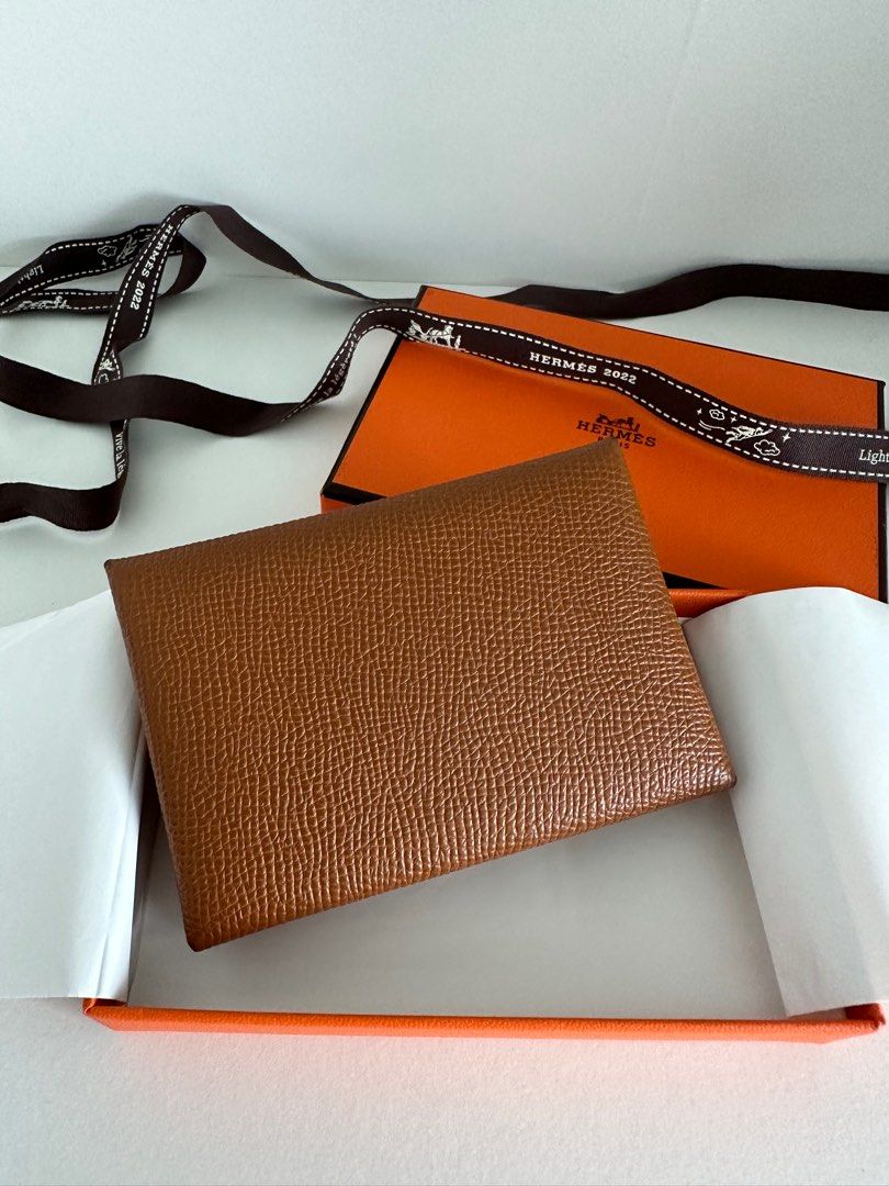 Got this cute calvi duo!! Unfortunately not a verso but here's what fi, hermes card holder
