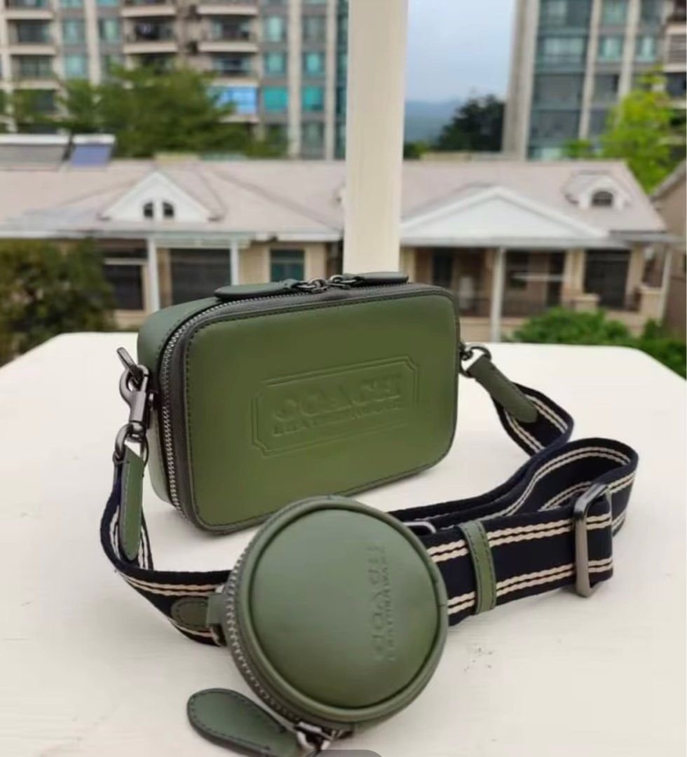 Coach Charter xbody 👜 (Category: Luxury Bags & Wallets) located in Las Pinas. Submitted by yhn_boutique (Listing ID 1242684407, Image 1). Description: RESTOCK 📌Actual pic posted 📌cod via lalamove/ grab 📌J&T pay today ship today 📌 complete inclusions .