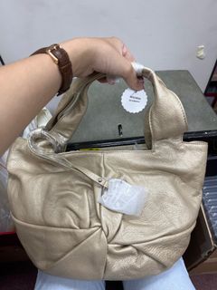 （分類：）位於 。 由 loloduck 提交（商品編號 1242610268，圖片 1）。簡介： 。