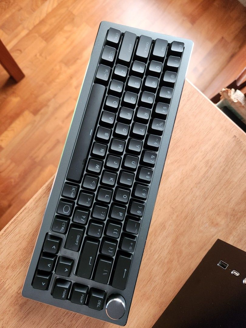 Cooler Master CK721 Space Grey, brown tactile switches, wireless