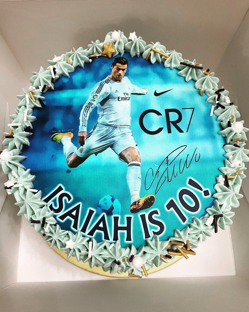 I never care about cakes I think I'd like this for my next birthday! : r/ realmadrid