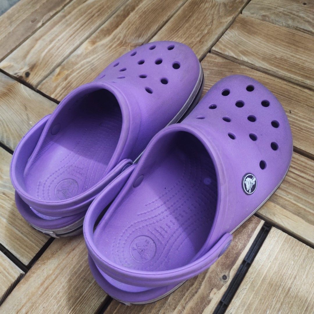 Dark purple online crocs