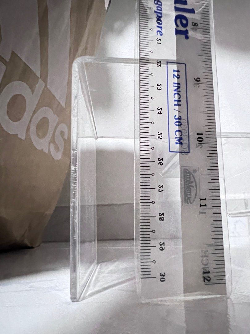 Display stand Daiso, Furniture & Home Living, Home Decor, Other Home