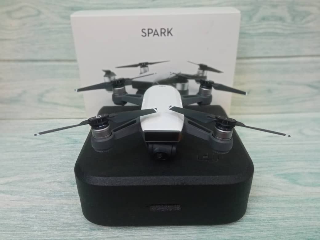 Dji spark top alpine white