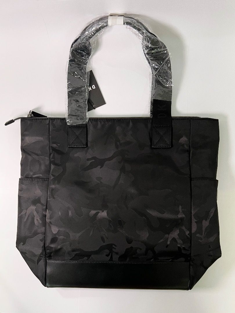 HUAT HUAT DEAL DKNY Men s Black Camo Tote