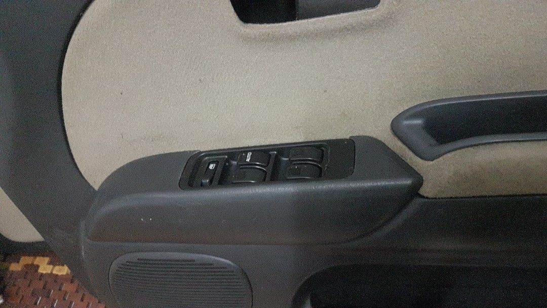 Door trim kelisa, Auto Accessories on Carousell