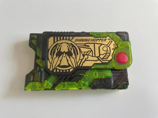 （分類：）位於 。 由 arkar01 提交（商品編號 1242539944，圖片 1）。簡介： 。
