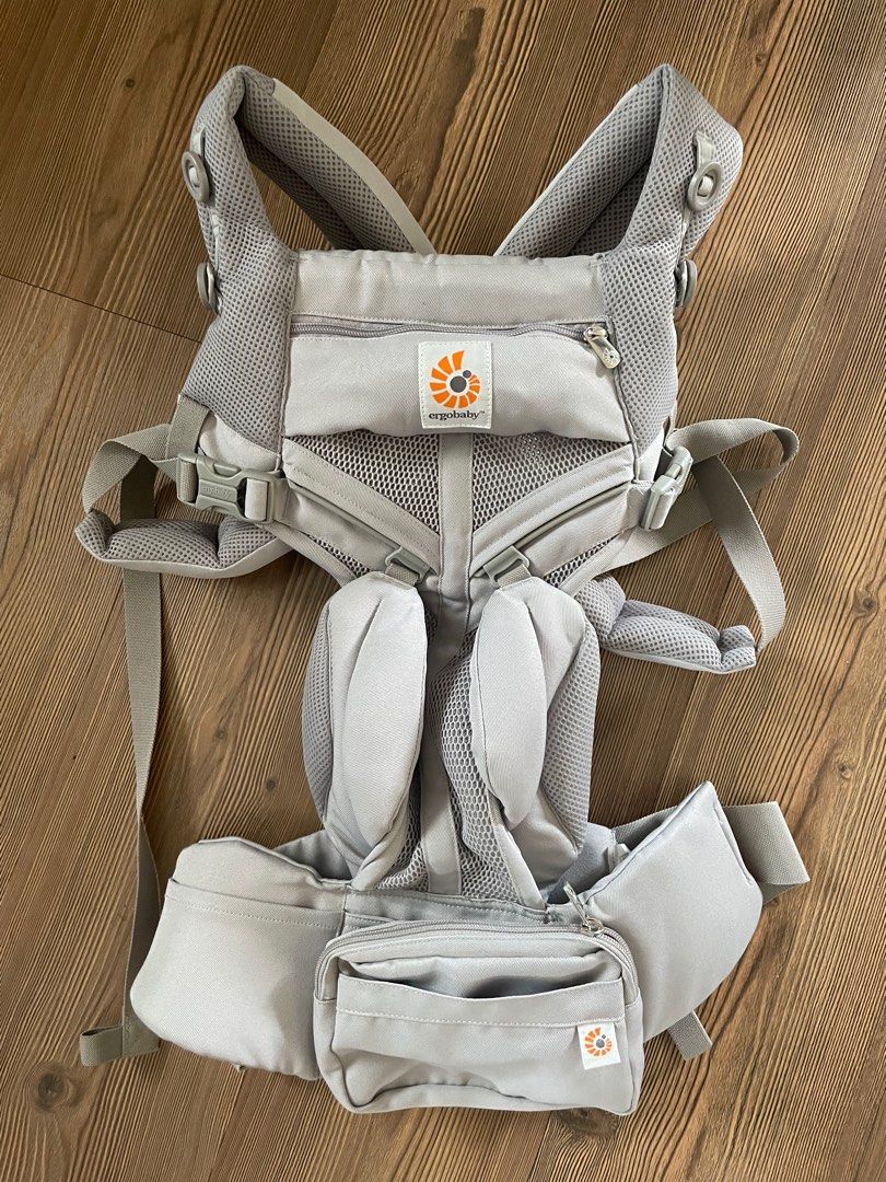 Ergobaby Omni 360 Cool Air (Category: Carriers & Slings) located in Quezon City. Submitted by shop.beanie (Listing ID 1242555040, Image 1). Description: Good as new. Selling because I received the exact same one. .