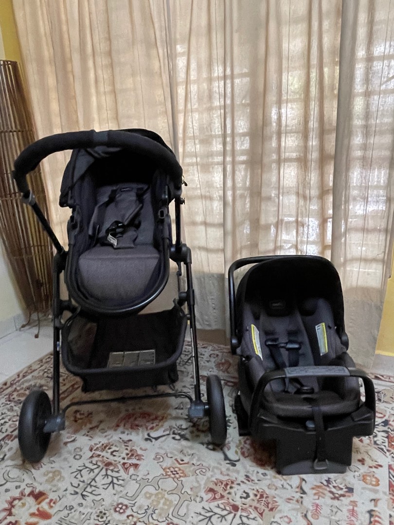 Urbini omni vs evenflo pivot deals