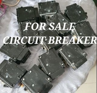FOR SALE CIRCUIT BREAKER SELLING FOR SET WITH BOX  GOOD CONDITION CIRCUIT BREAKER MURA