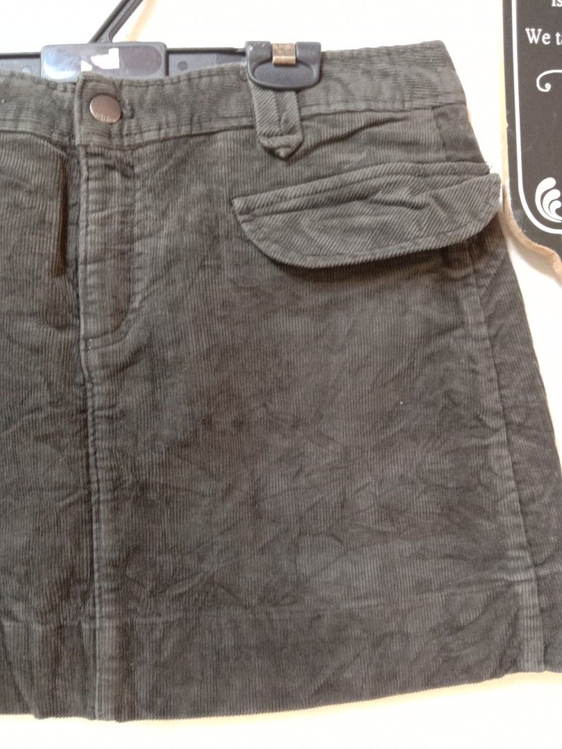 Gap corduroy deals mini skirt