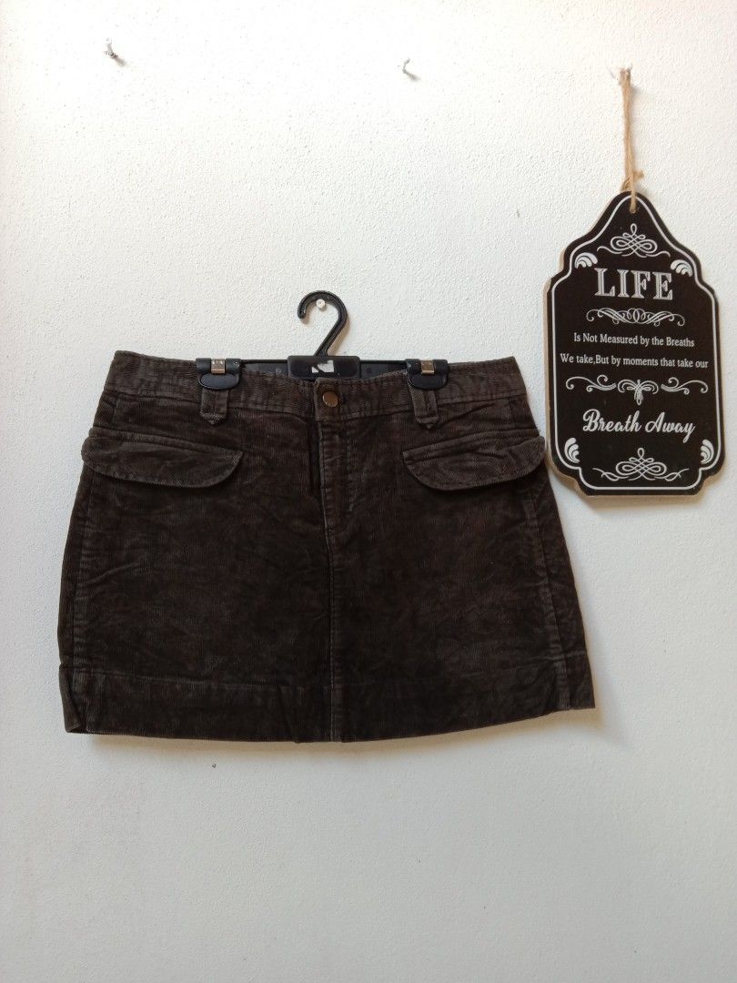 Gap corduroy 2025 mini skirt