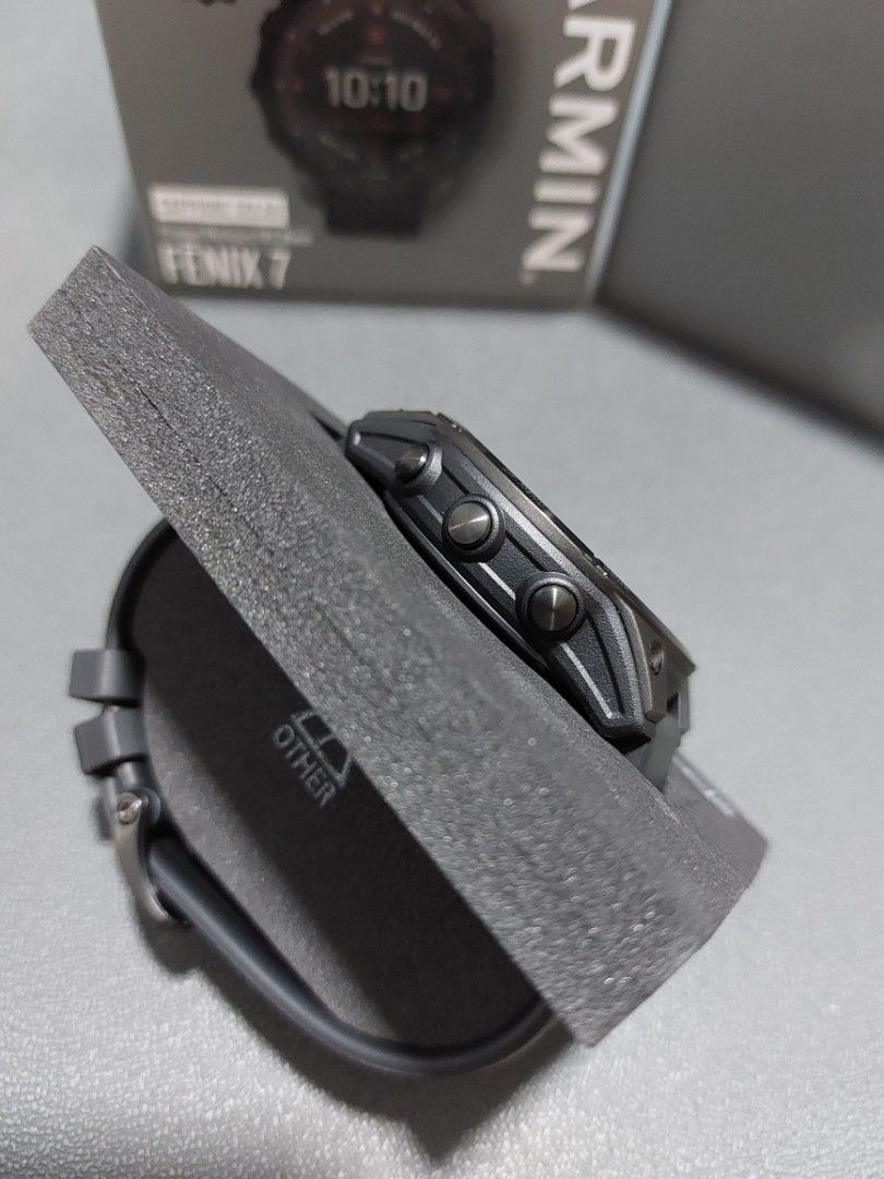 Garmin Fenix 7 Sapphire Solar Black DLC Titanium (2025 Warranty
