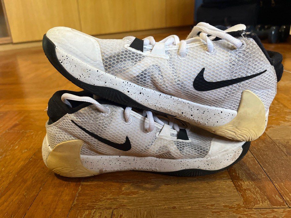 Giannis zoom best sale freak 1