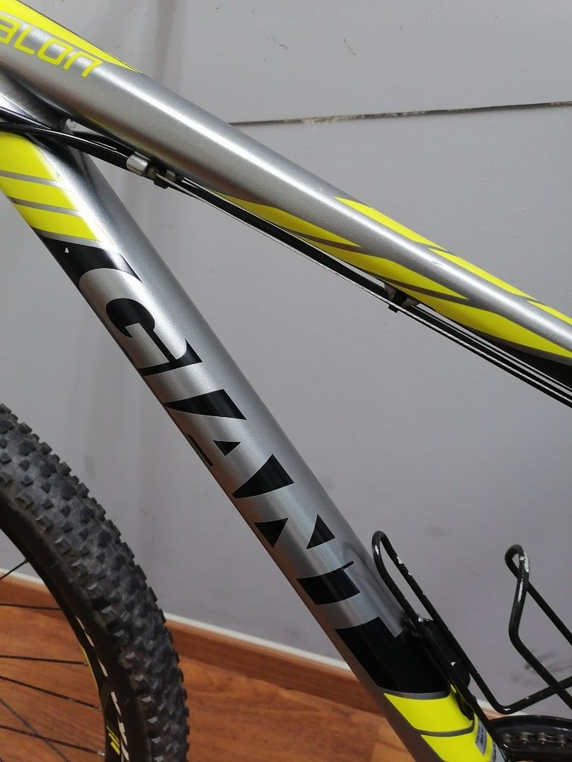 Giant Talon 4 like new conditon warranty Sports Equipment