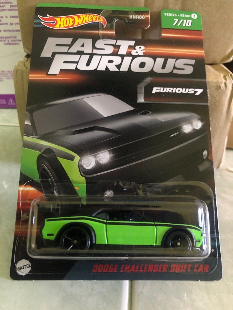 Hot wheels dodge challenger drift car hot sale