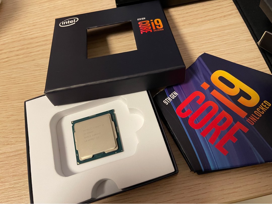 完動品 Intel Core i9 9900K | une3.net