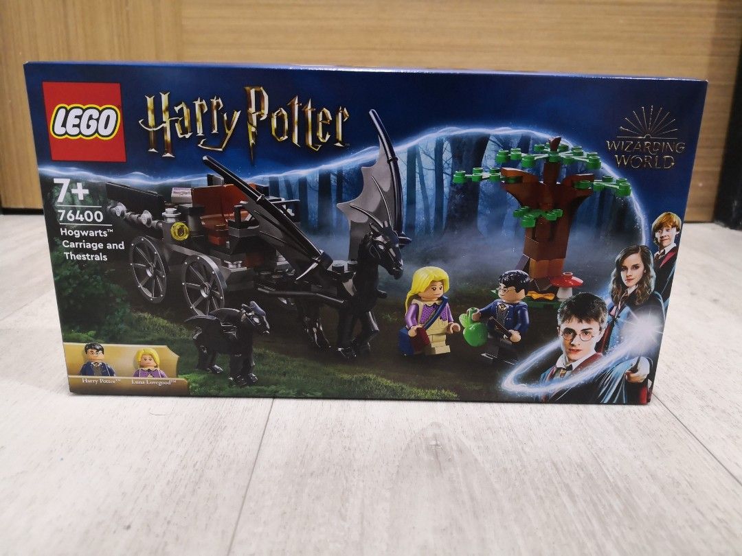 Hogwarts™ Carriage and Thestrals 76400, Harry Potter™