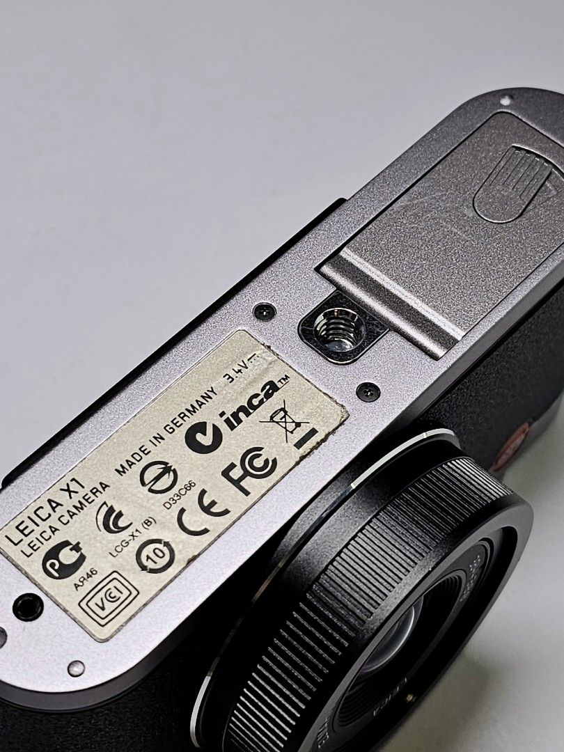 Leica X1 Camera with fixed 24mm f2.8 Elmarit ASPH Lens, Photography