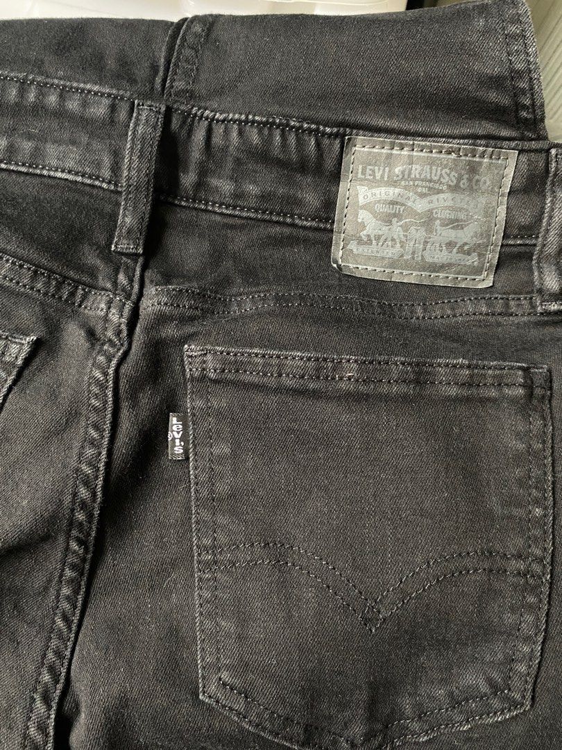 Levis black jumper store