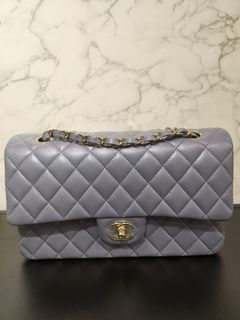 CHANEL Small 19 Flap Bag 21P Iridescent White Goatskin NEW Gold