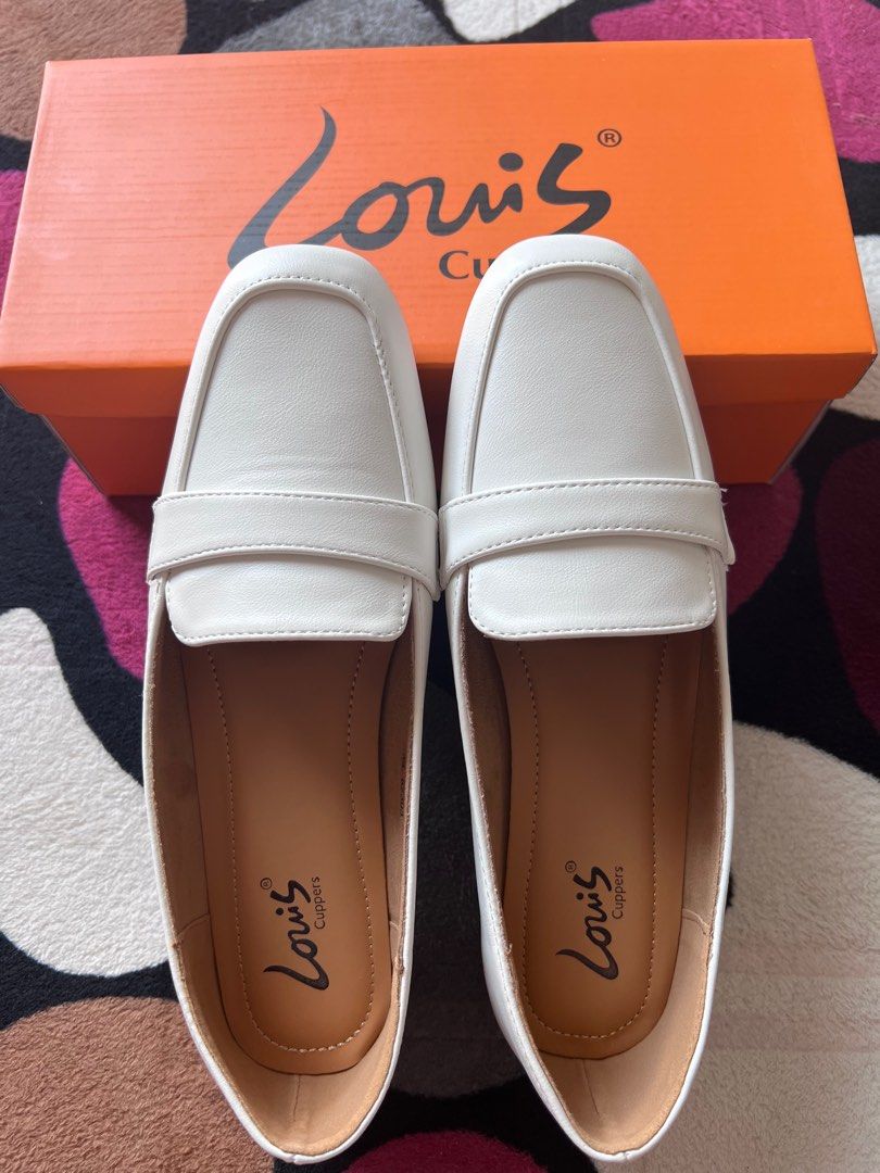 Kasut Louis Cuppers, Women's Fashion, Footwear, Sneakers on Carousell