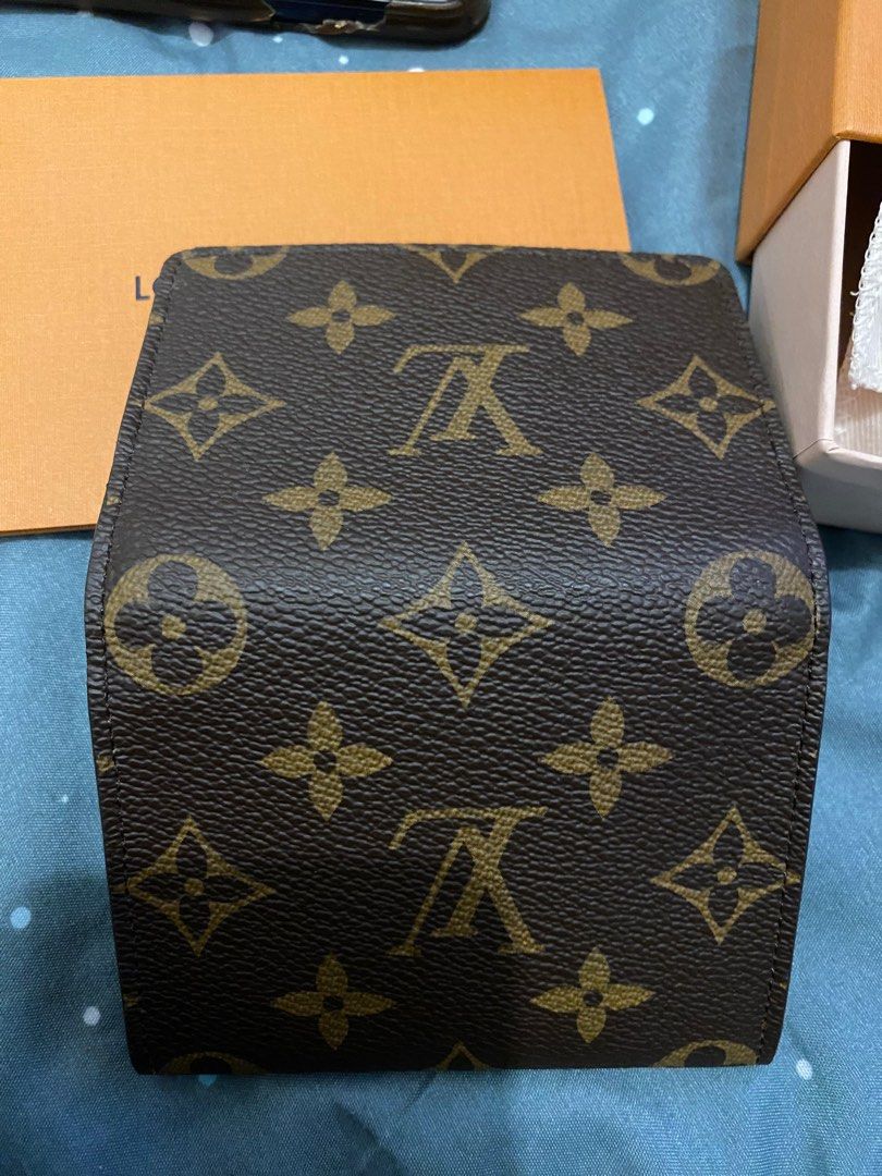 Louis Vuitton ENVELOPPE CARTE DE VISITE - M63801, Luxury, Bags & Wallets on  Carousell